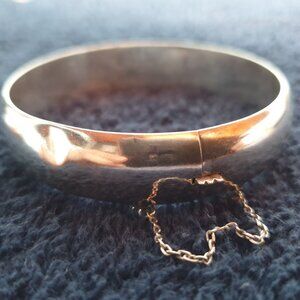 Vintage 925 Sterling Silver Chunky Wide Hinged Bracelet with Safety Chain